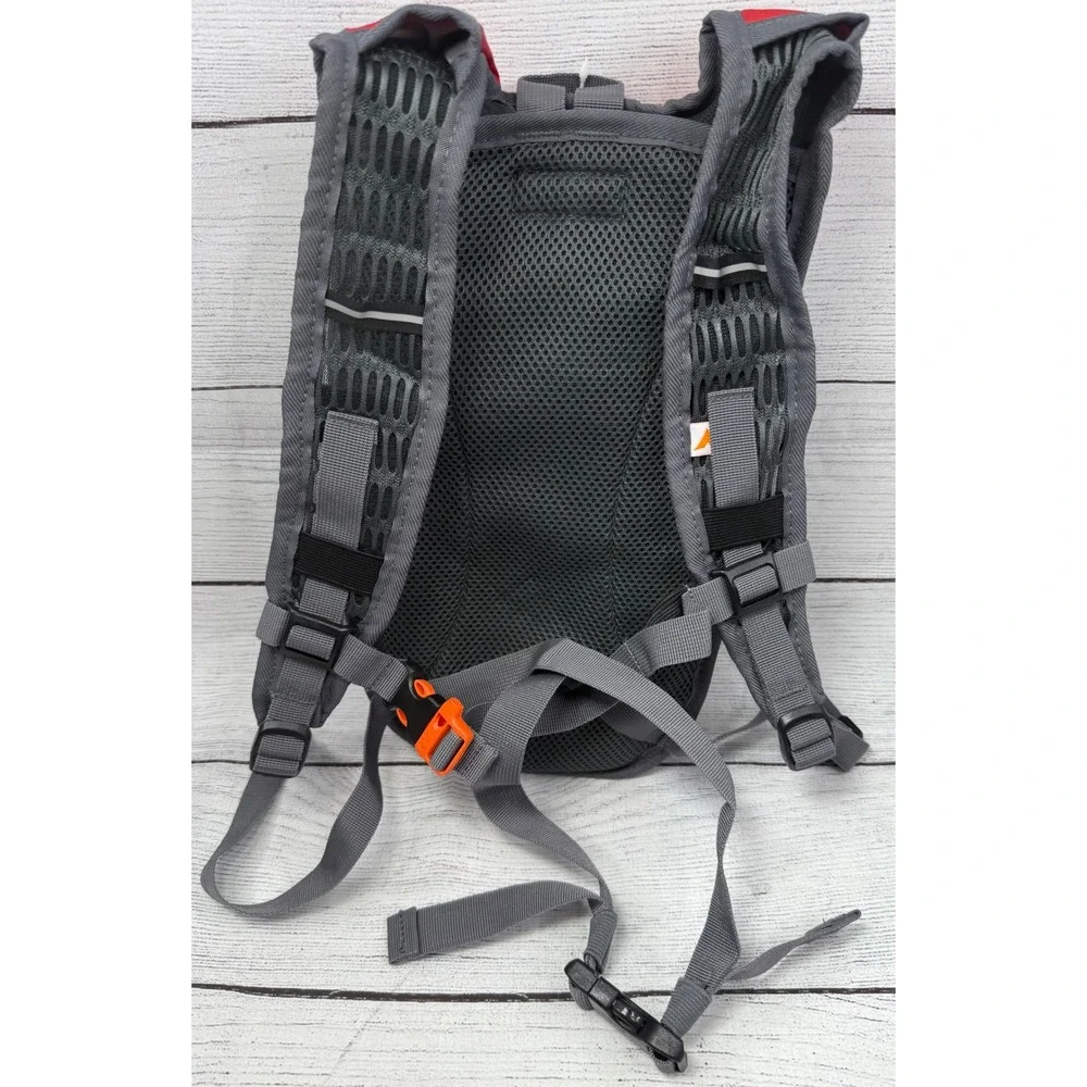 Teton‎ Sports TrailRunner 2.0 Hydration Backpack Red Gray Water Pack New